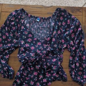 Old Navy Floral Blouse, wrap style